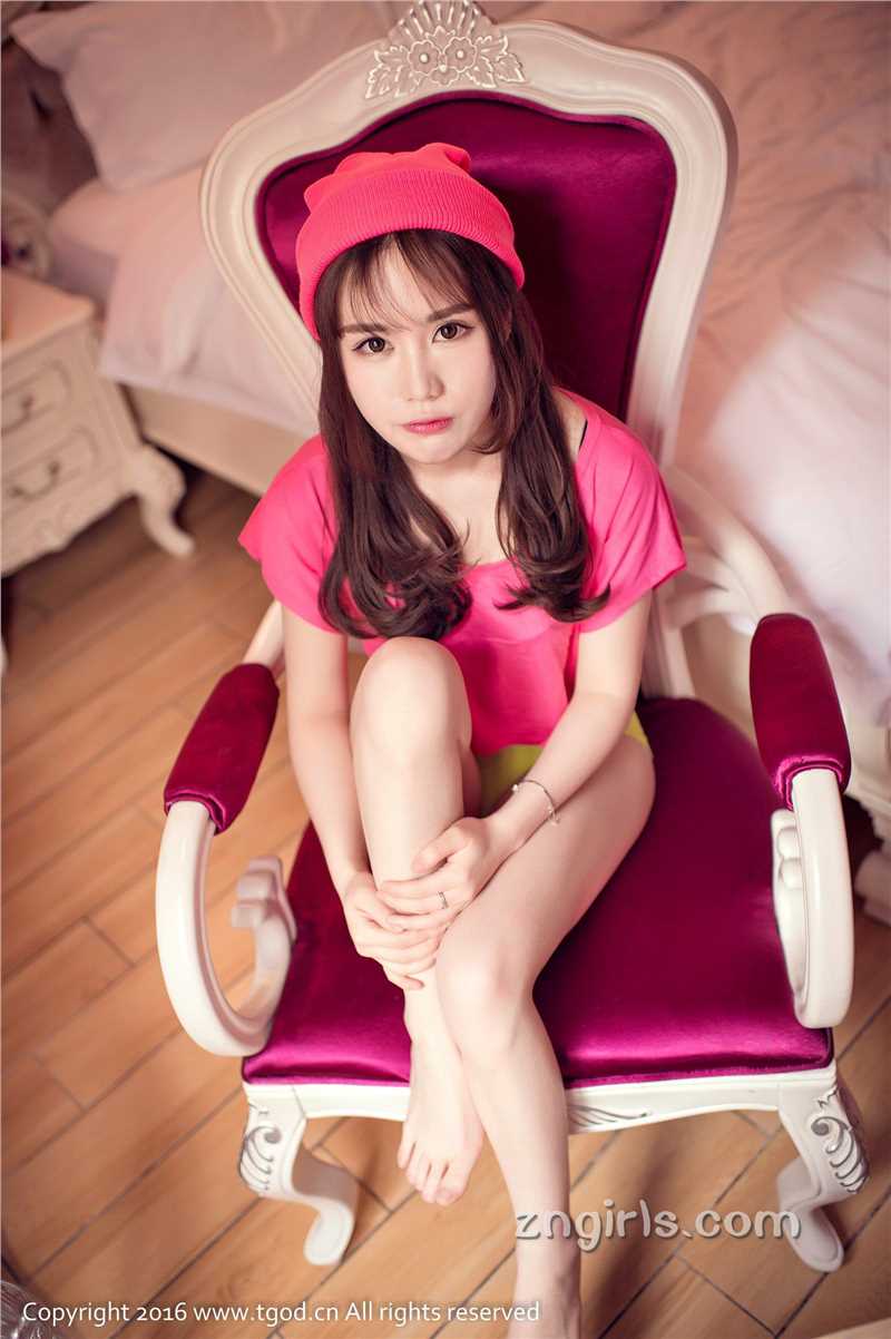 清纯小美女鹿小白Bum可爱双马尾私拍