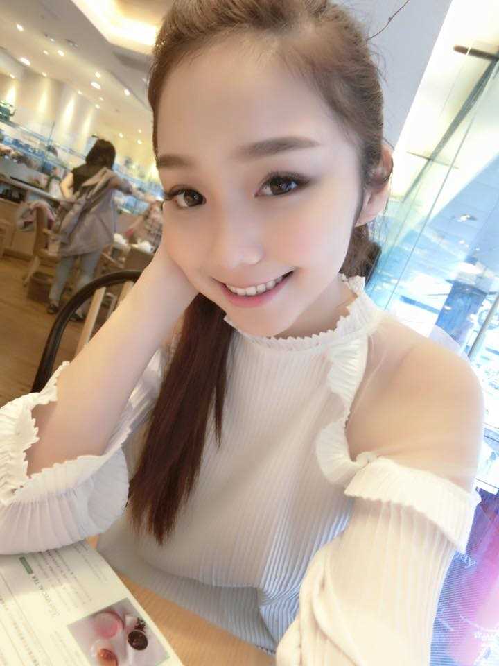 最新90后人气模特陈蕴予清纯壁纸