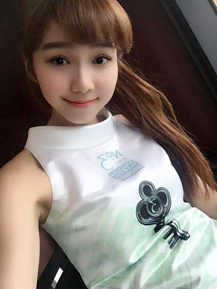 最新90后人气模特陈蕴予清纯壁纸