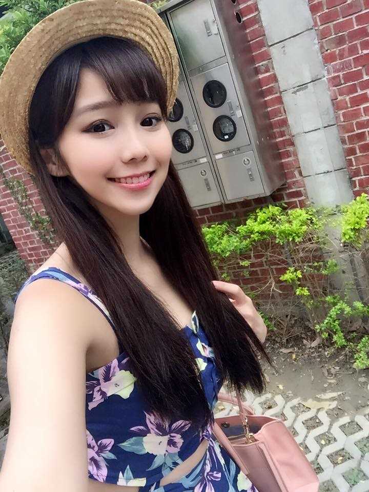 最新90后人气模特陈蕴予清纯壁纸