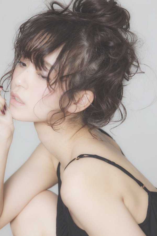 最新日本模特美女早川实季清纯图集
