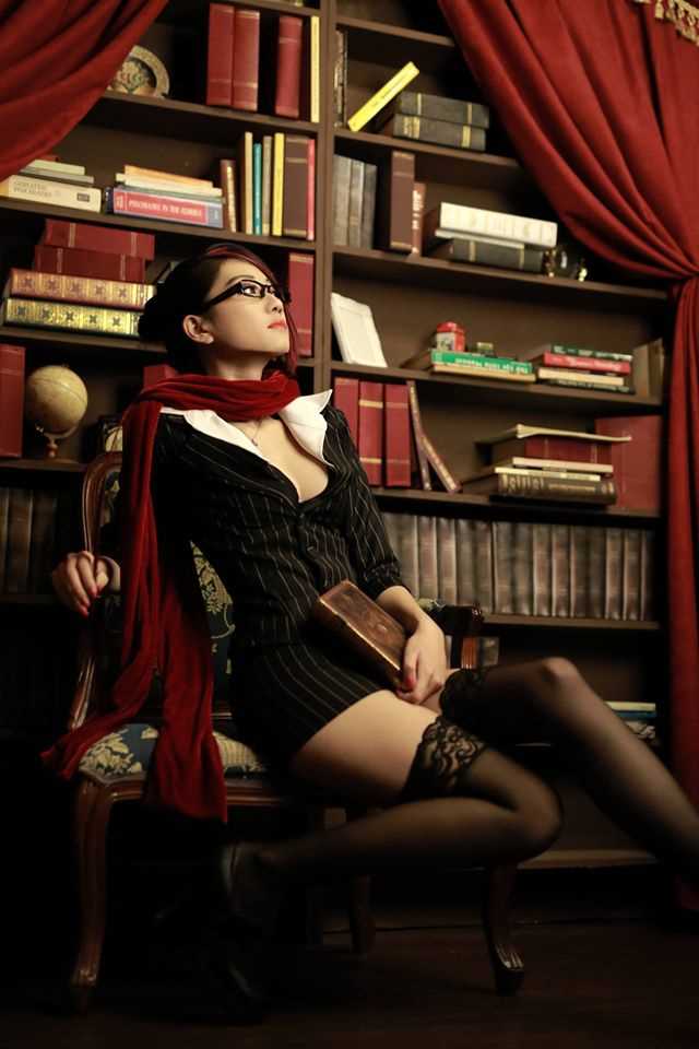 清纯美女职业电竞选手cosplay