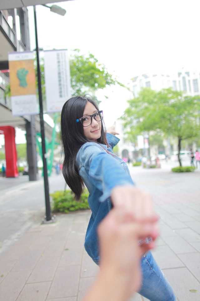 清纯美女职业电竞选手cosplay