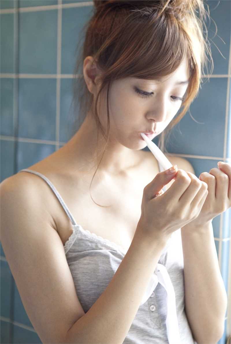 特别专辑日本美臀美女佐佐木萌子甜美清纯图片