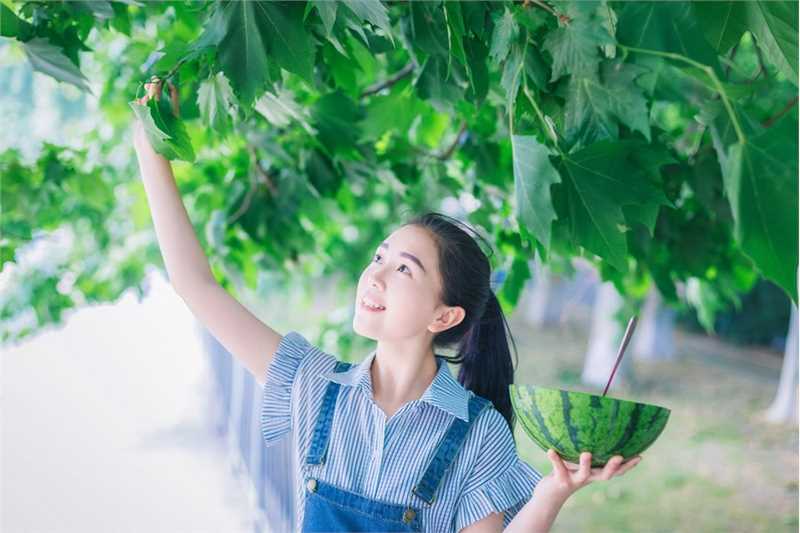 高清夏日校园清纯学妹卖萌图集