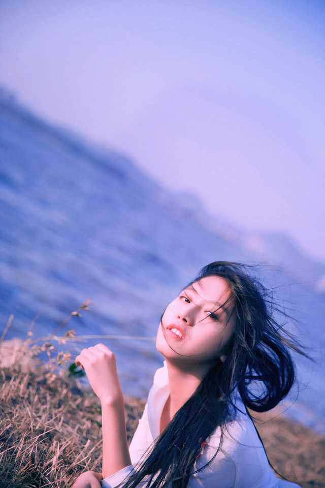 高清清纯长发美女户外唯美大片图集