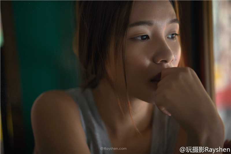 精选清纯短发女生何欢mandy迷人私房照图册