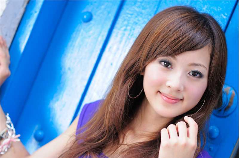 优质街拍长发美女果子mm清纯图片相册