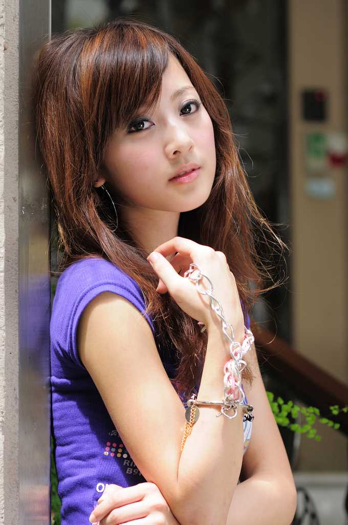 优质街拍长发美女果子mm清纯图片相册