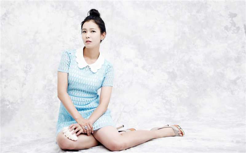 高清清纯韩国美女庆收真电脑壁纸图集