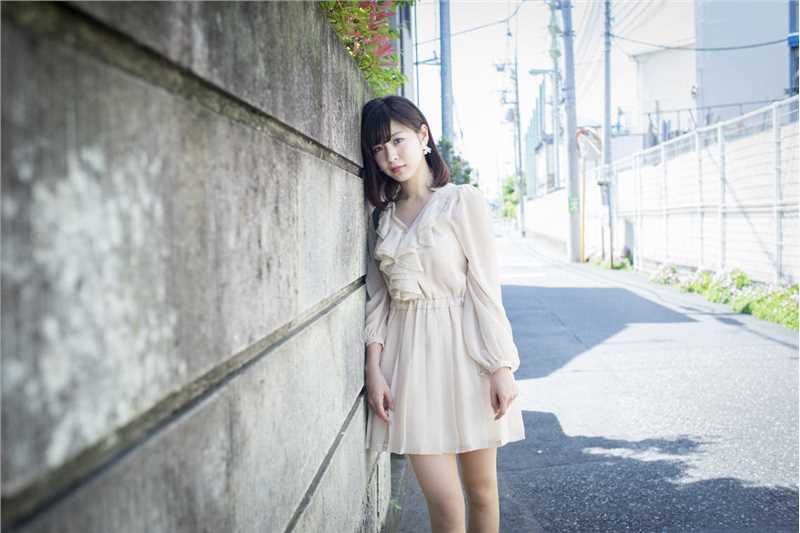 最全日本短裙美女河村美咲清纯街拍大片壁纸