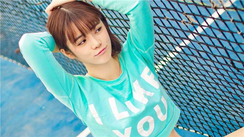 最新小清新清纯美女校花孔一红高清桌面壁纸壁纸