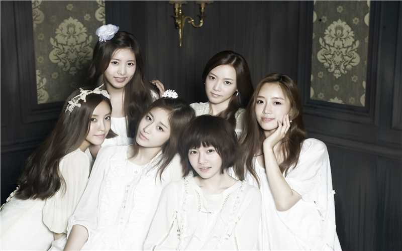 清纯可爱韩国女星高清壁纸