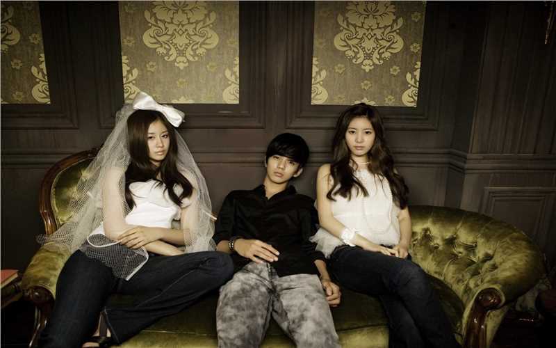 清纯可爱韩国女星高清壁纸