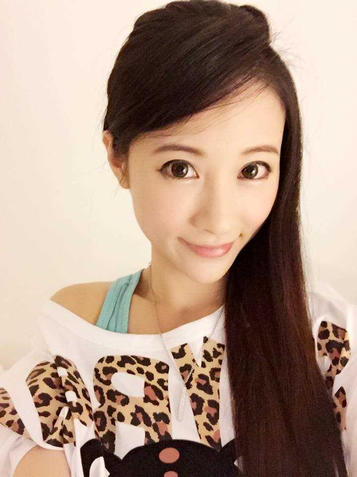 最新台湾美女廖芷晴清纯可爱照壁纸