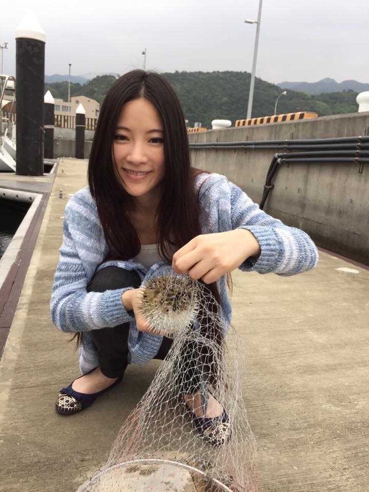 最新台湾美女廖芷晴清纯可爱照壁纸