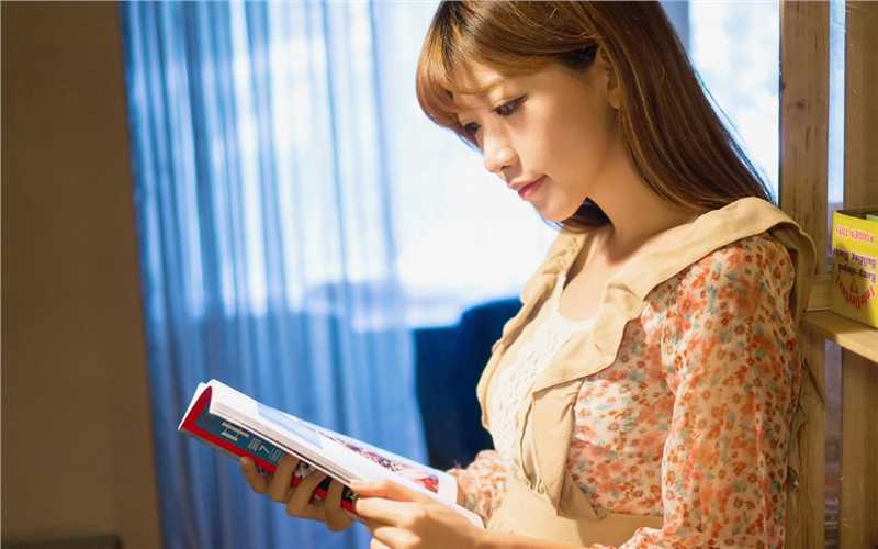 最新清纯美女校花唯美壁纸桌面壁纸