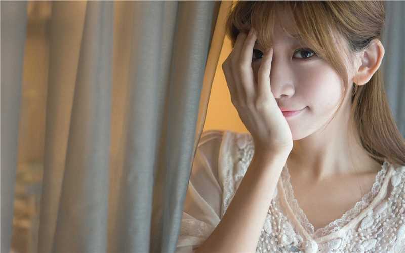 最新清纯美女校花唯美壁纸桌面壁纸