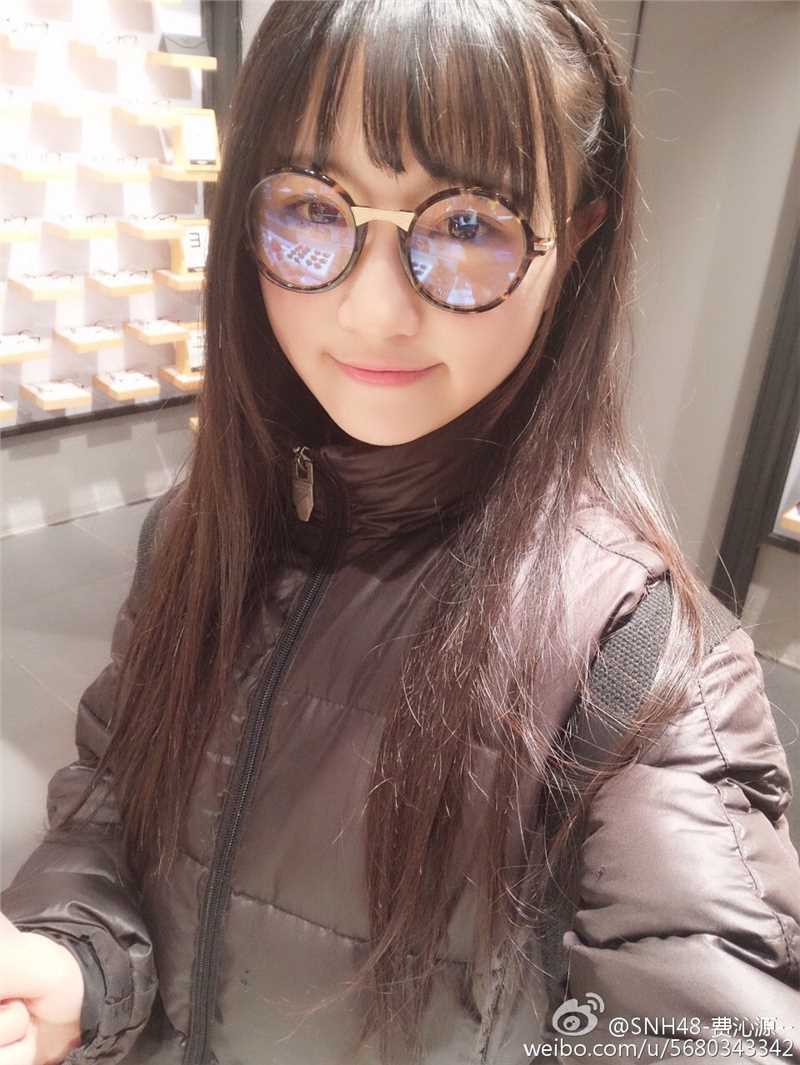 高清清纯女孩费沁源cosplay可爱美少女私房照图集