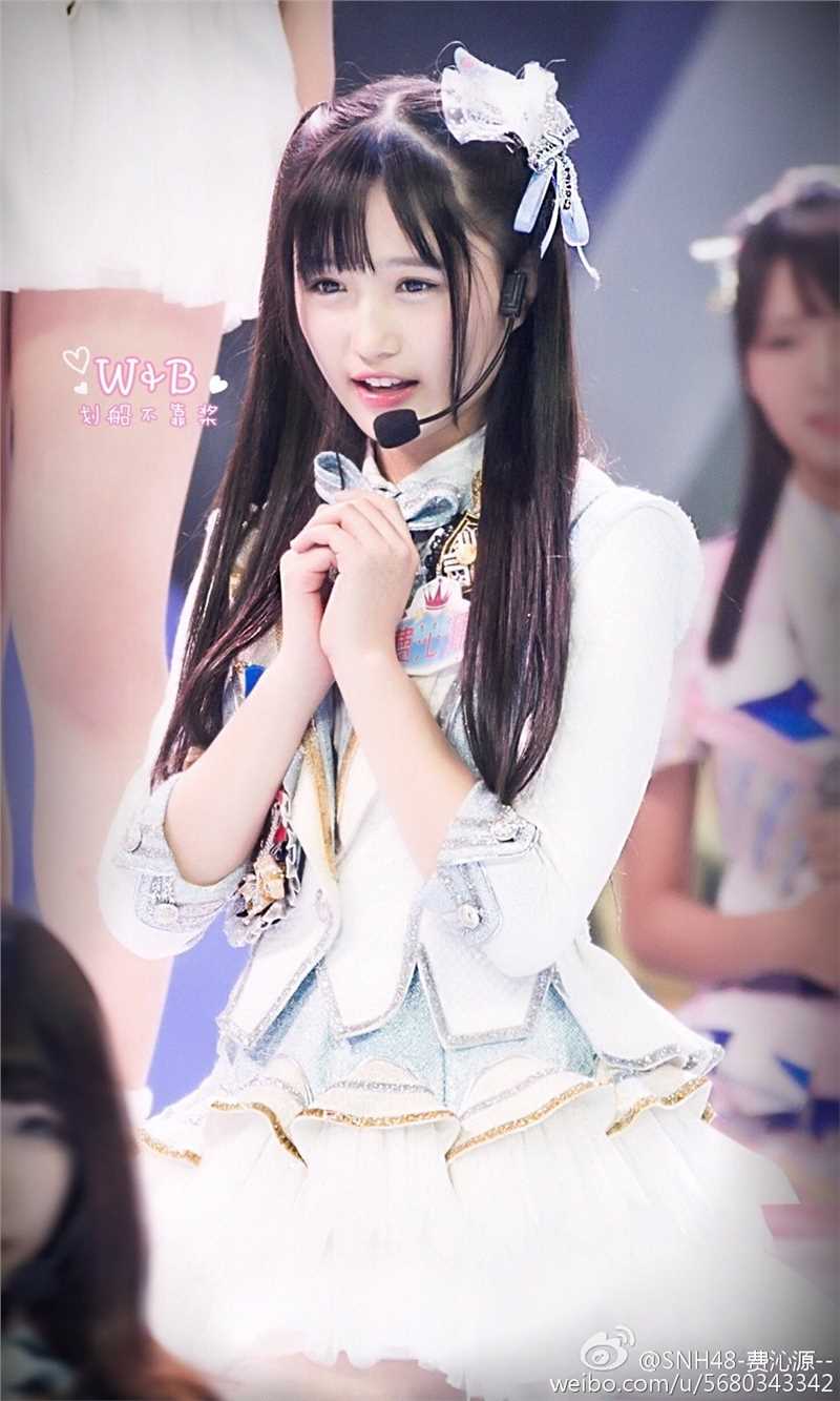 高清清纯女孩费沁源cosplay可爱美少女私房照图集