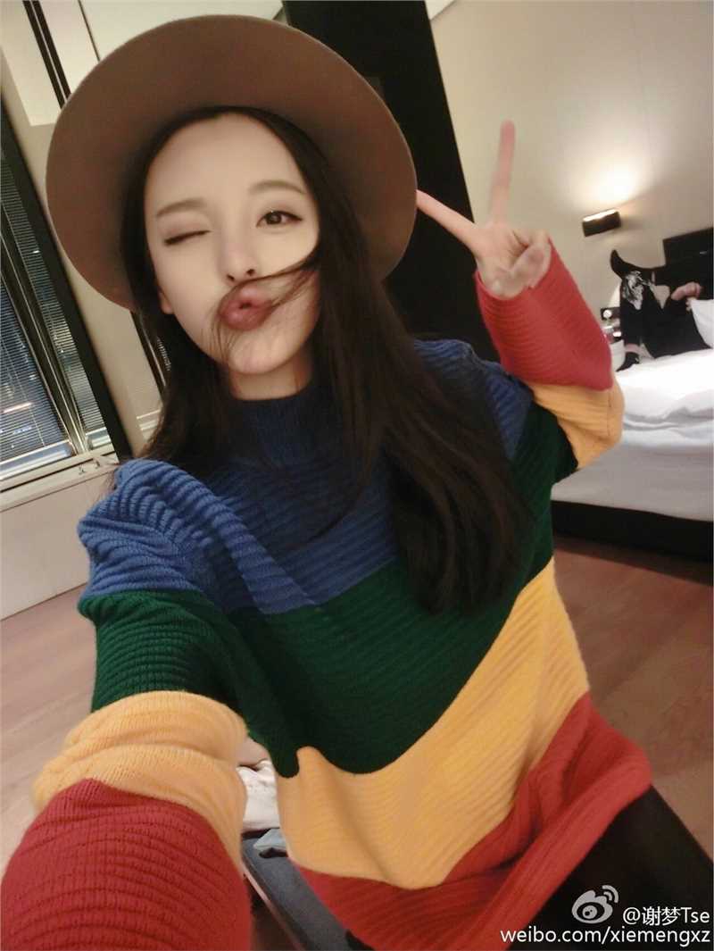 清纯可爱美女谢梦Tse夏日旅拍照