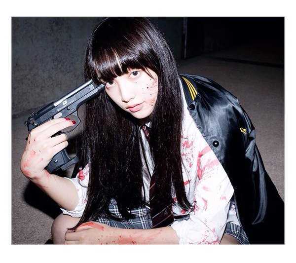 优质日本养眼美女山田爱奈户外清纯靓丽美照相册