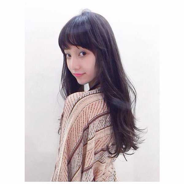 优质日本养眼美女山田爱奈户外清纯靓丽美照相册