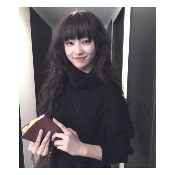 优质日本养眼美女山田爱奈户外清纯靓丽美照相册