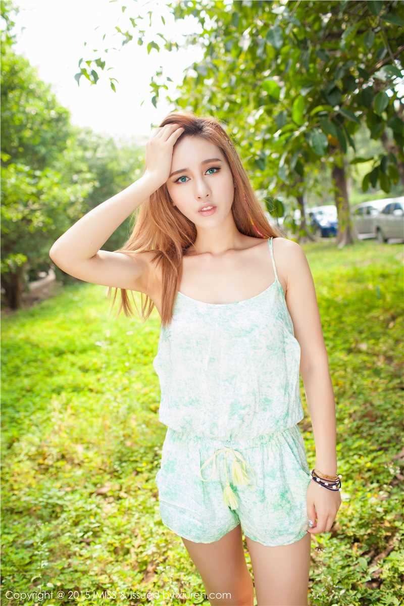 高清爱蜜社清纯女孩Michi,Ho户外卖萌美照图集