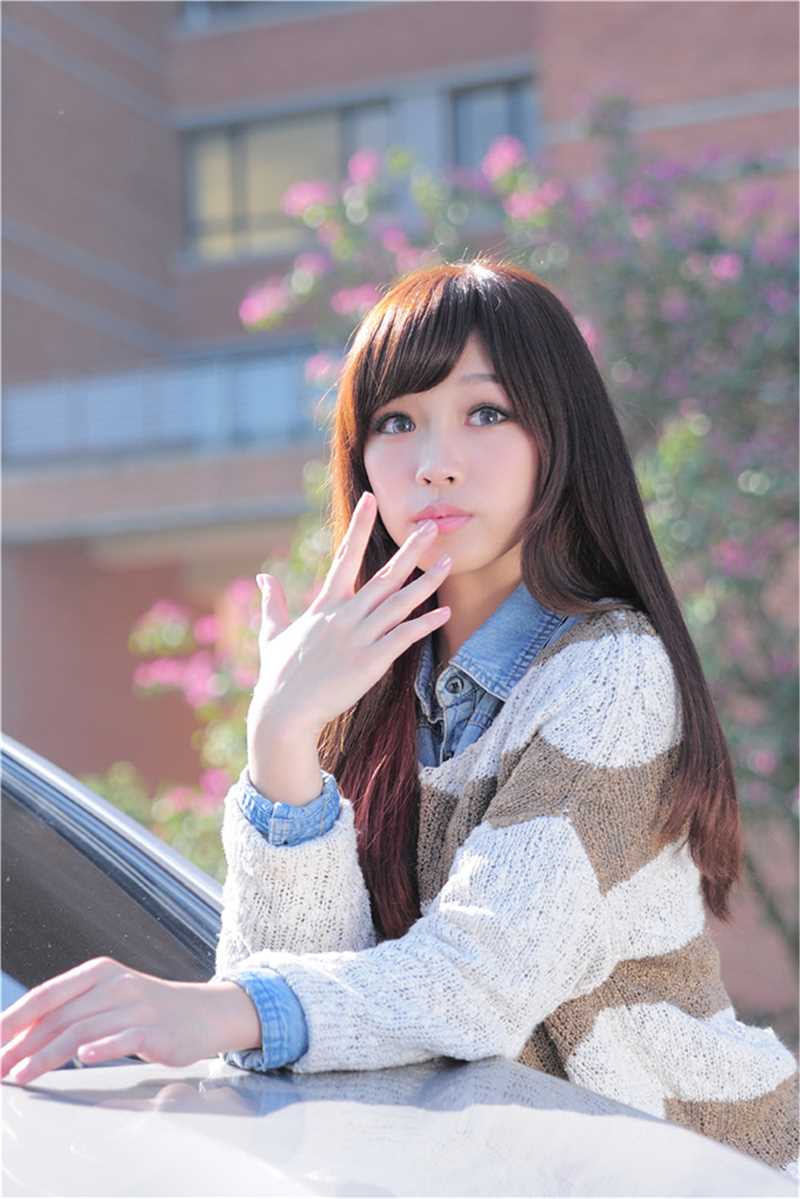 优质台湾俏皮女生涼涼清纯迷人外拍照相册