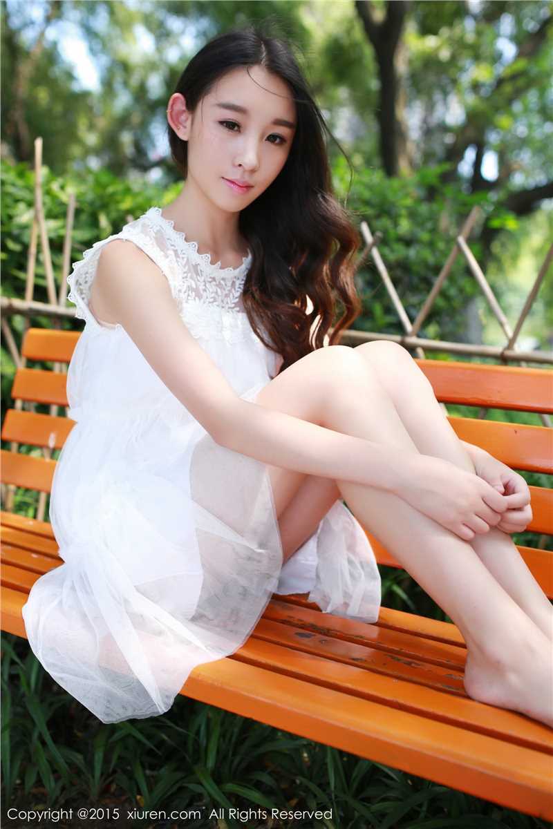 特别专辑秀人网长发mm梓萱Crystal清纯唯美外拍照图片