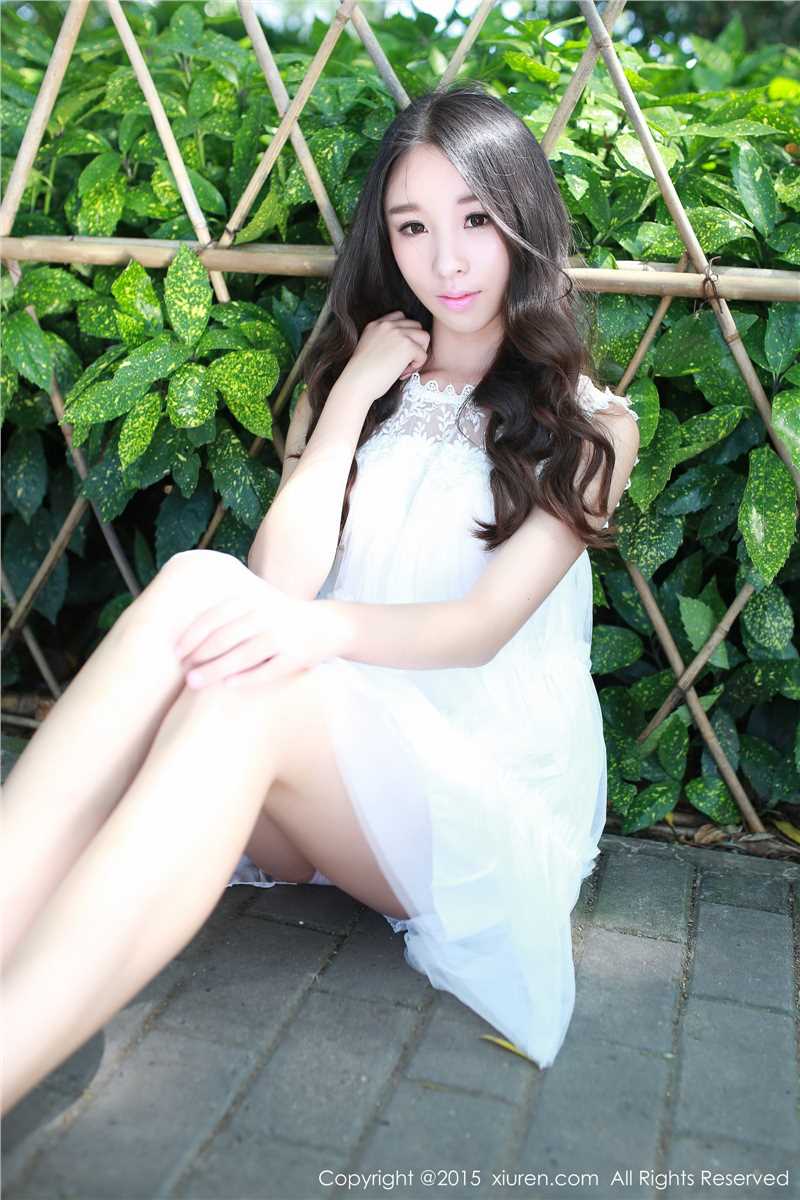 特别专辑秀人网长发mm梓萱Crystal清纯唯美外拍照图片