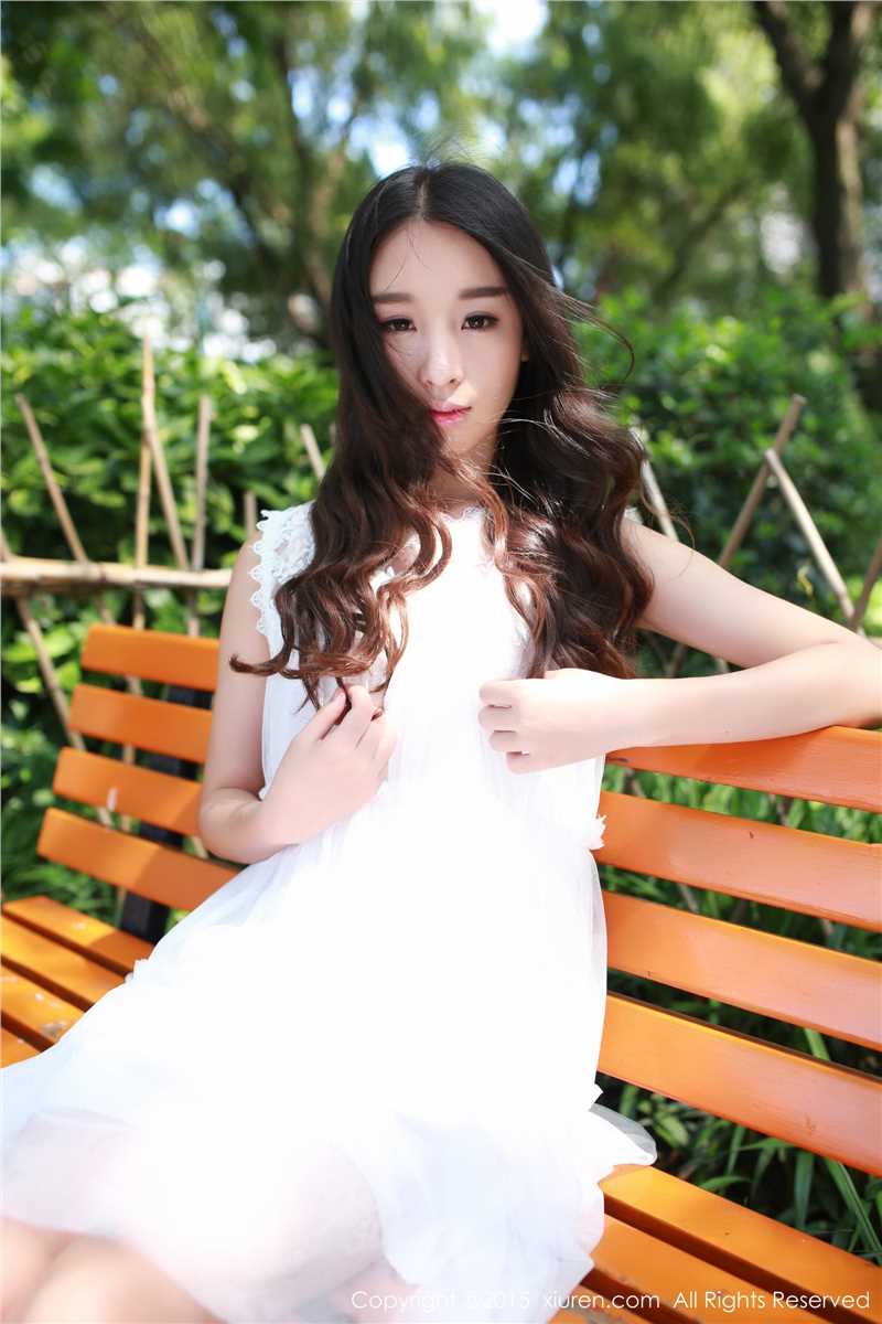 特别专辑秀人网长发mm梓萱Crystal清纯唯美外拍照图片
