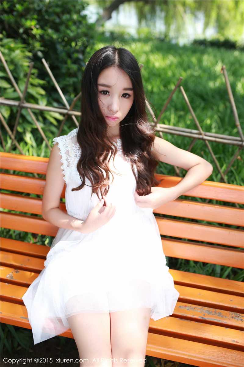 特别专辑秀人网长发mm梓萱Crystal清纯唯美外拍照图片