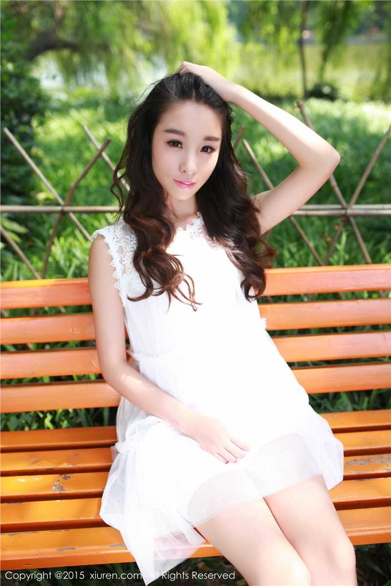 特别专辑秀人网长发mm梓萱Crystal清纯唯美外拍照图片