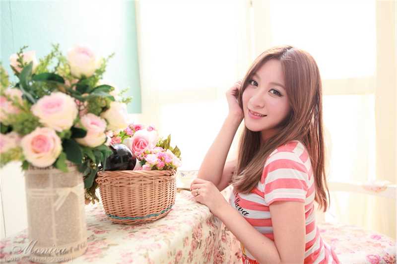 特别专辑90后清纯女孩小橘室内照片图片