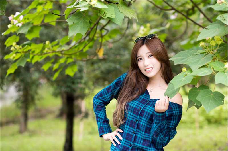 高清清纯校花张楚珊户外唯美写照图集