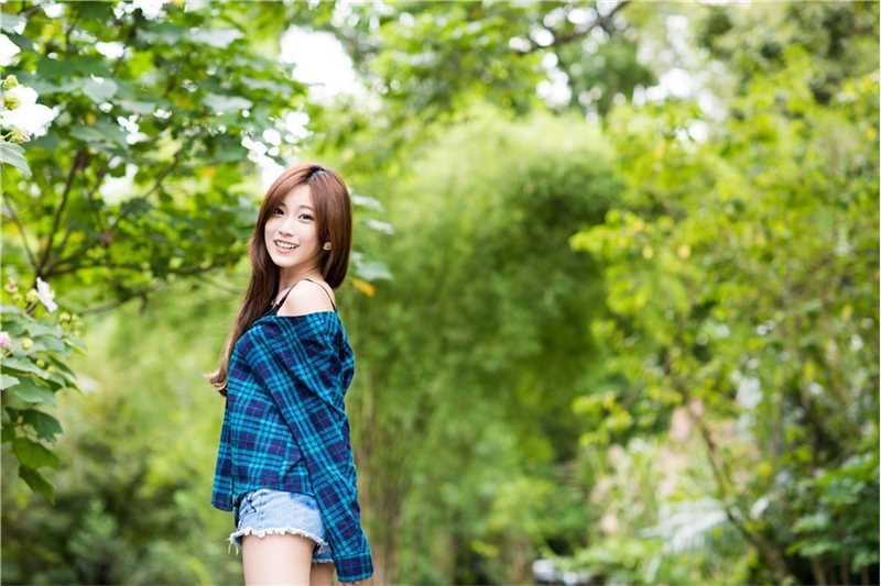 高清清纯校花张楚珊户外唯美写照图集