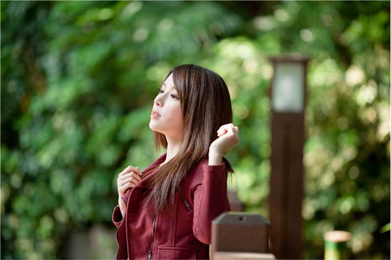 精选台湾清纯女孩Julie户外唯美集图册