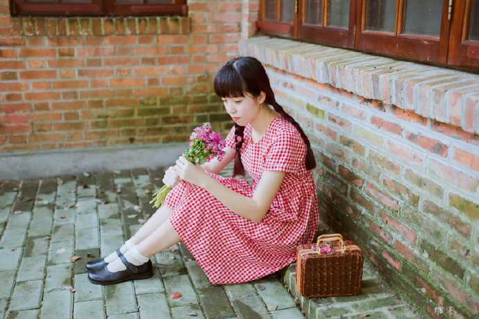 特别专辑格子短裙女生户外清纯唯美写照