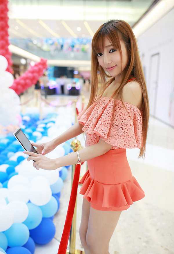 高清清纯少女时尚街拍图集