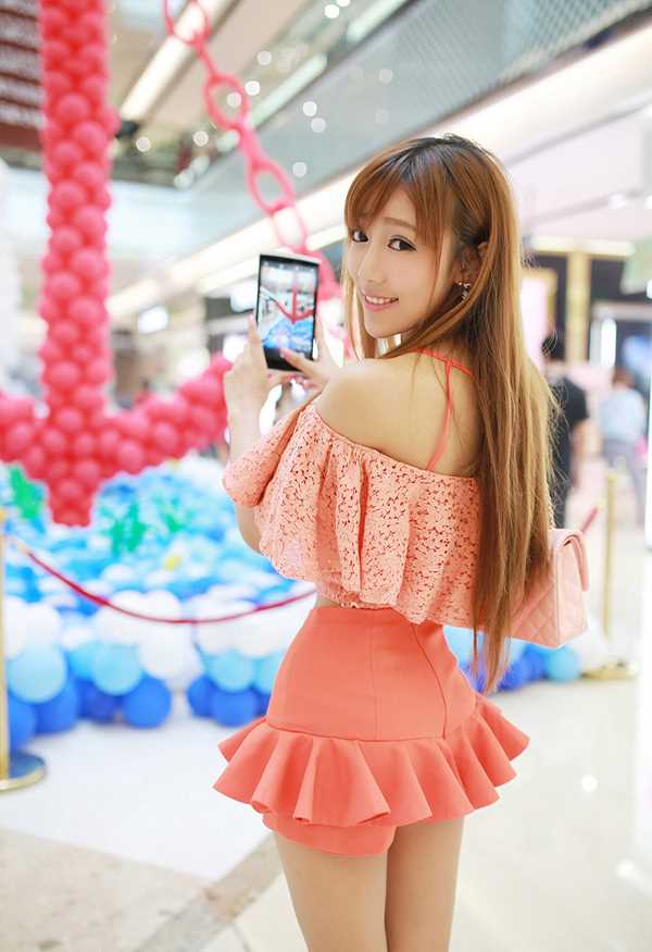 高清清纯少女时尚街拍图集