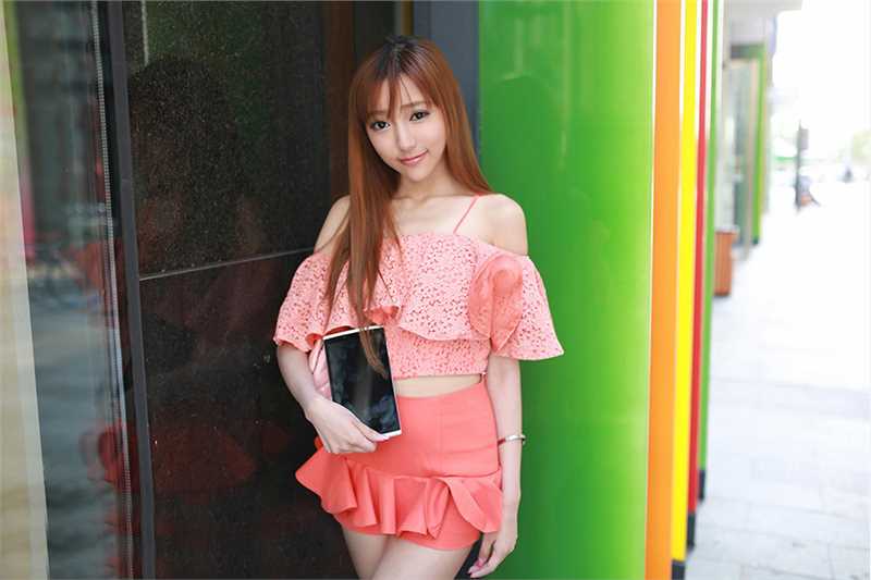 高清清纯少女时尚街拍图集