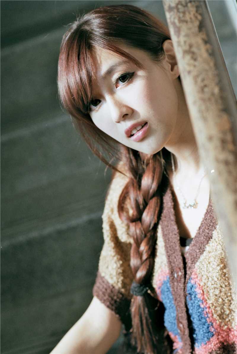 特别专辑台湾清纯女生Kila晶晶校园大片图片