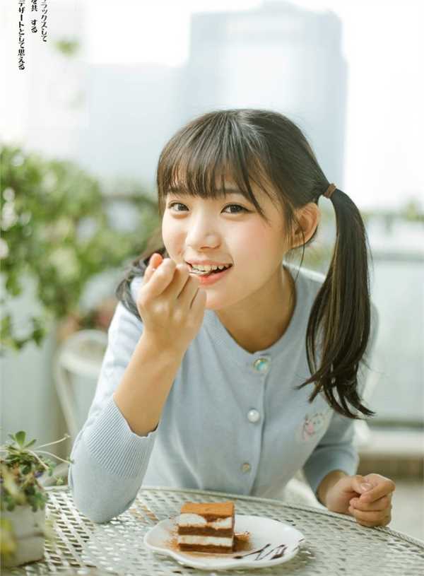 精选00后清纯女生初晨唯美图册