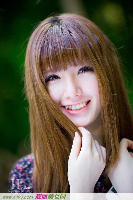 精选清纯美女校花初秋唯美街拍图册