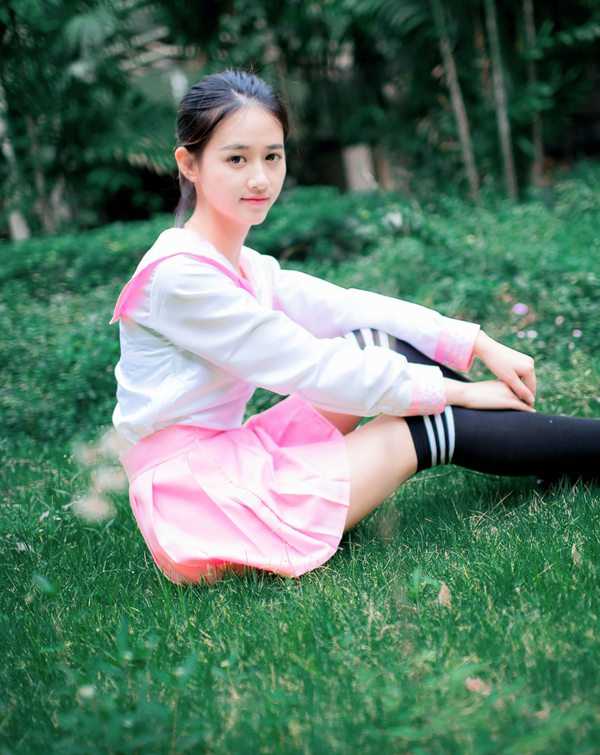 优质清纯校花阿能古水手服迷人相册