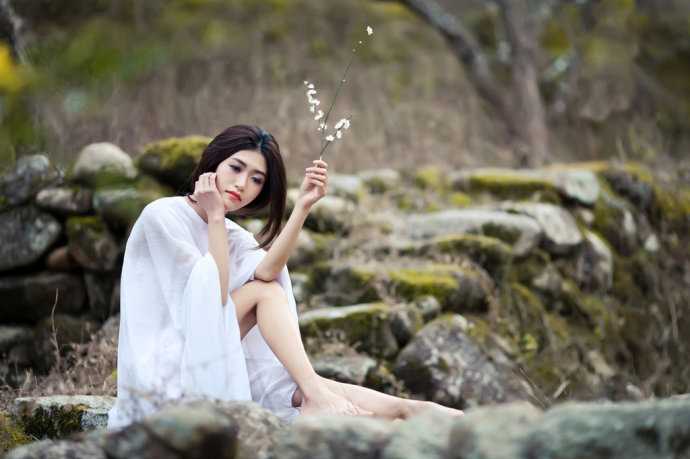 最全气质女生户外演绎天外飞仙仙气十足壁纸