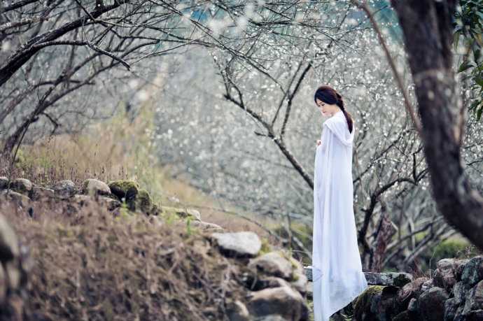 最全气质女生户外演绎天外飞仙仙气十足壁纸