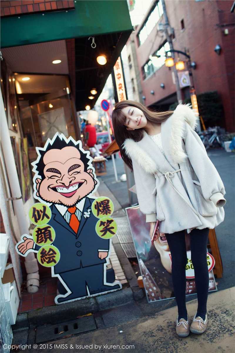 高清清纯美女陈潇街头迷人照图集